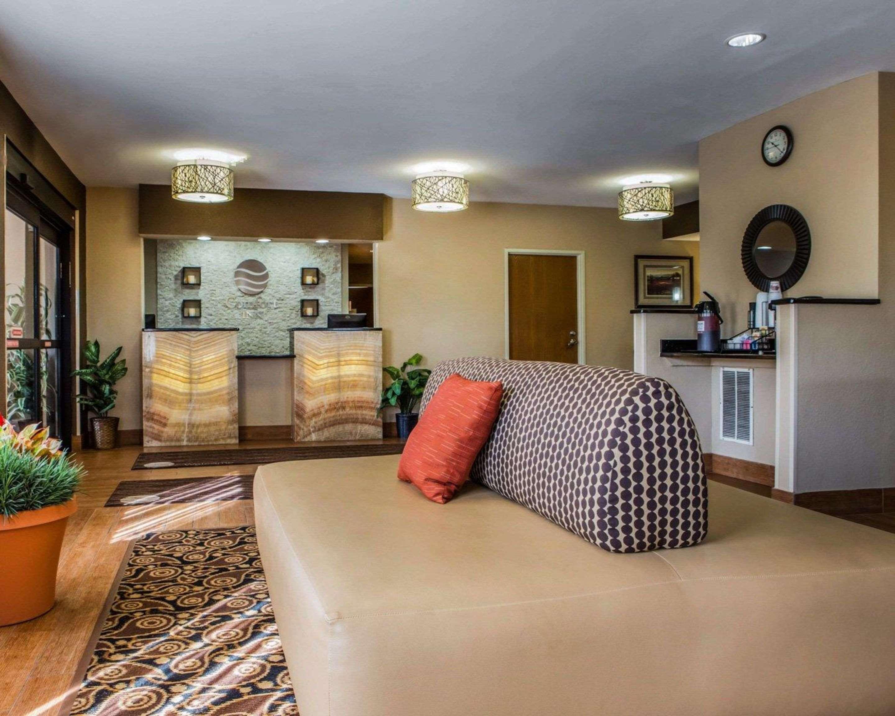 Comfort Inn Joliet West I-80 Екстериор снимка
