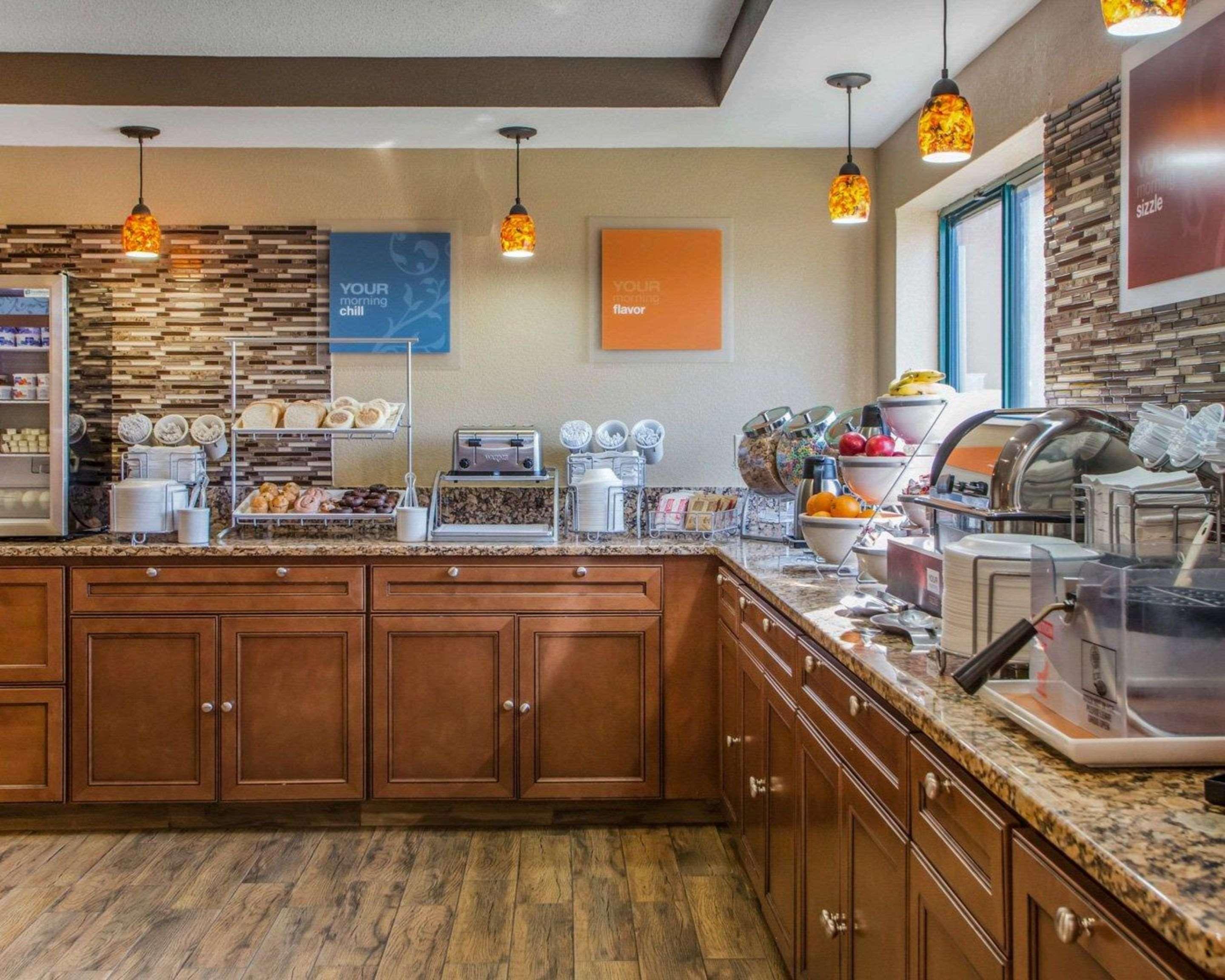 Comfort Inn Joliet West I-80 Екстериор снимка
