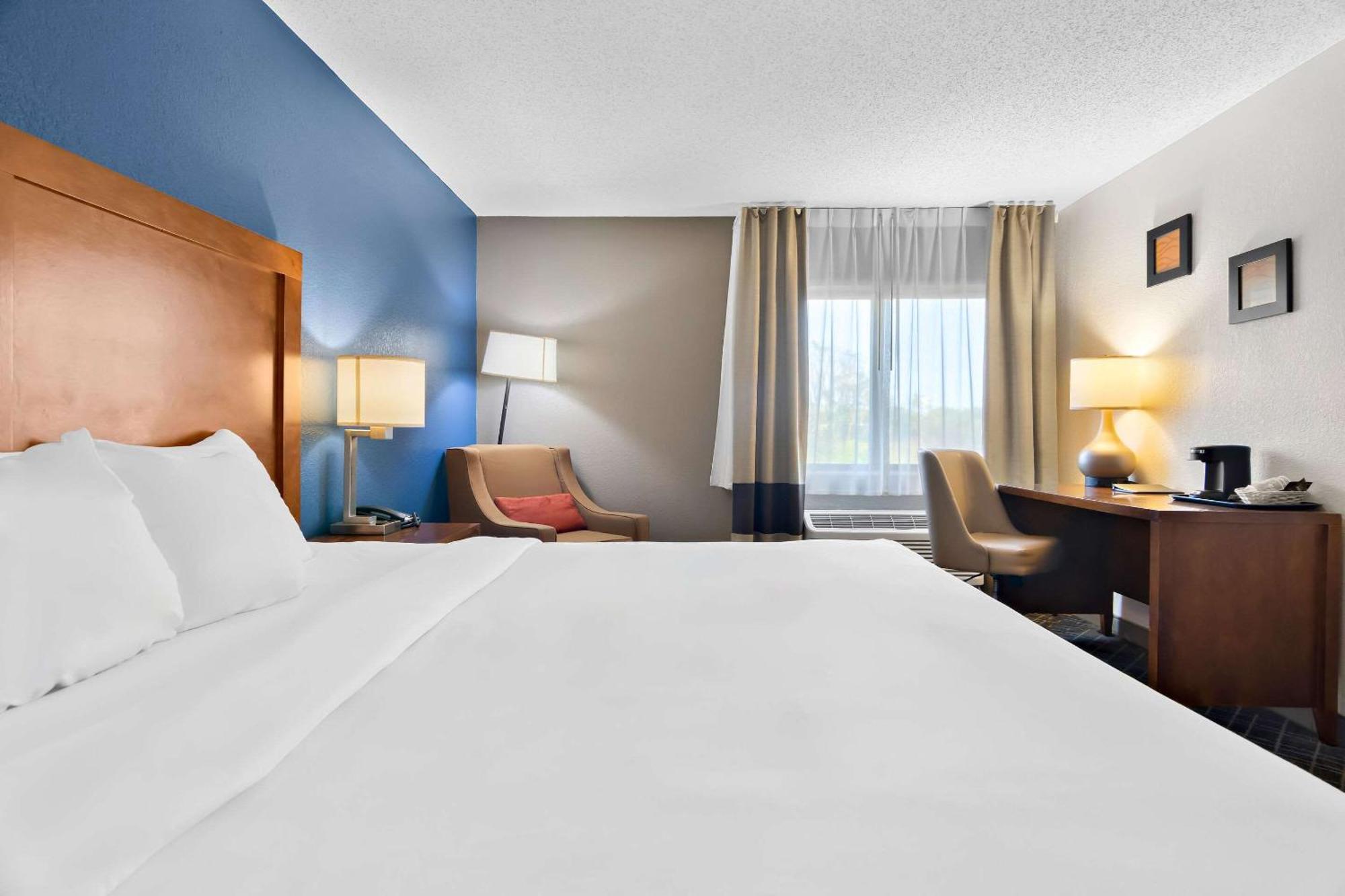 Comfort Inn Joliet West I-80 Екстериор снимка